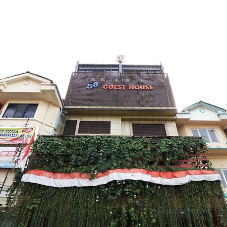 58 Guesthouse Tangerang Pondoklang Extérieur photo