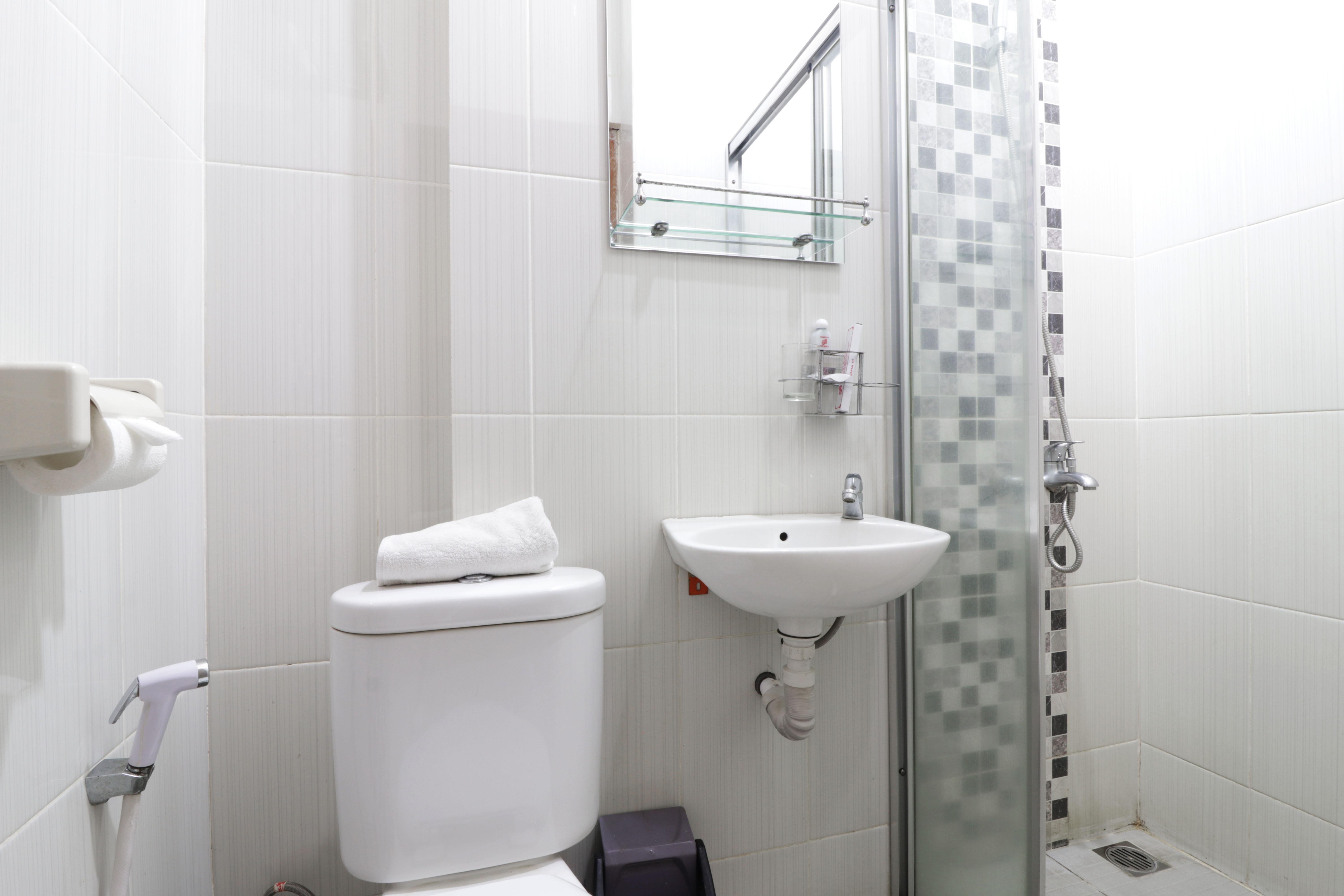 58 Guesthouse Tangerang Pondoklang Extérieur photo